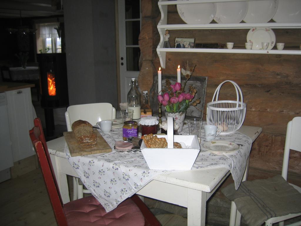Kartveit Gjestetun Manger Exterior photo